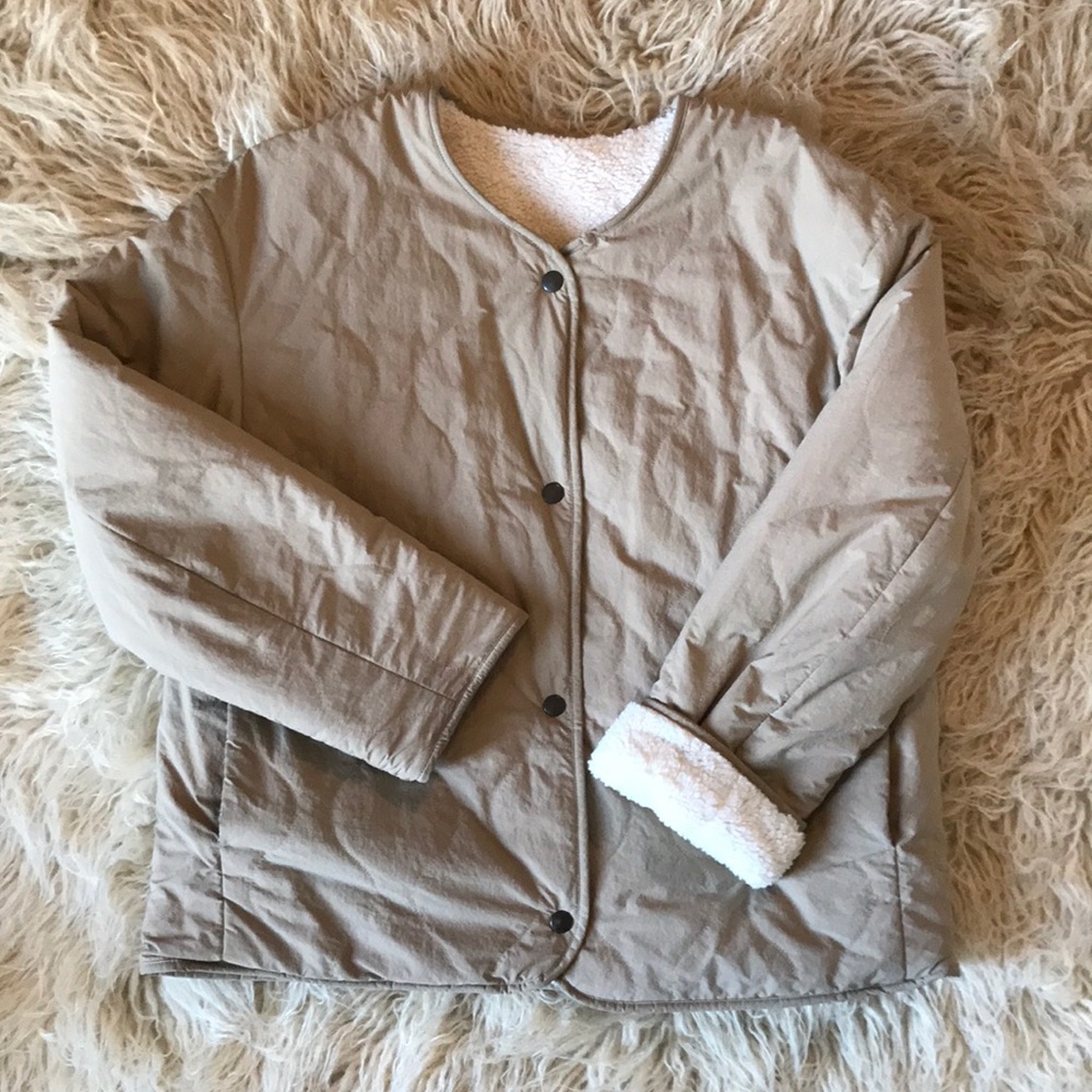 Uniqlo quilted and fleece reversible jacket